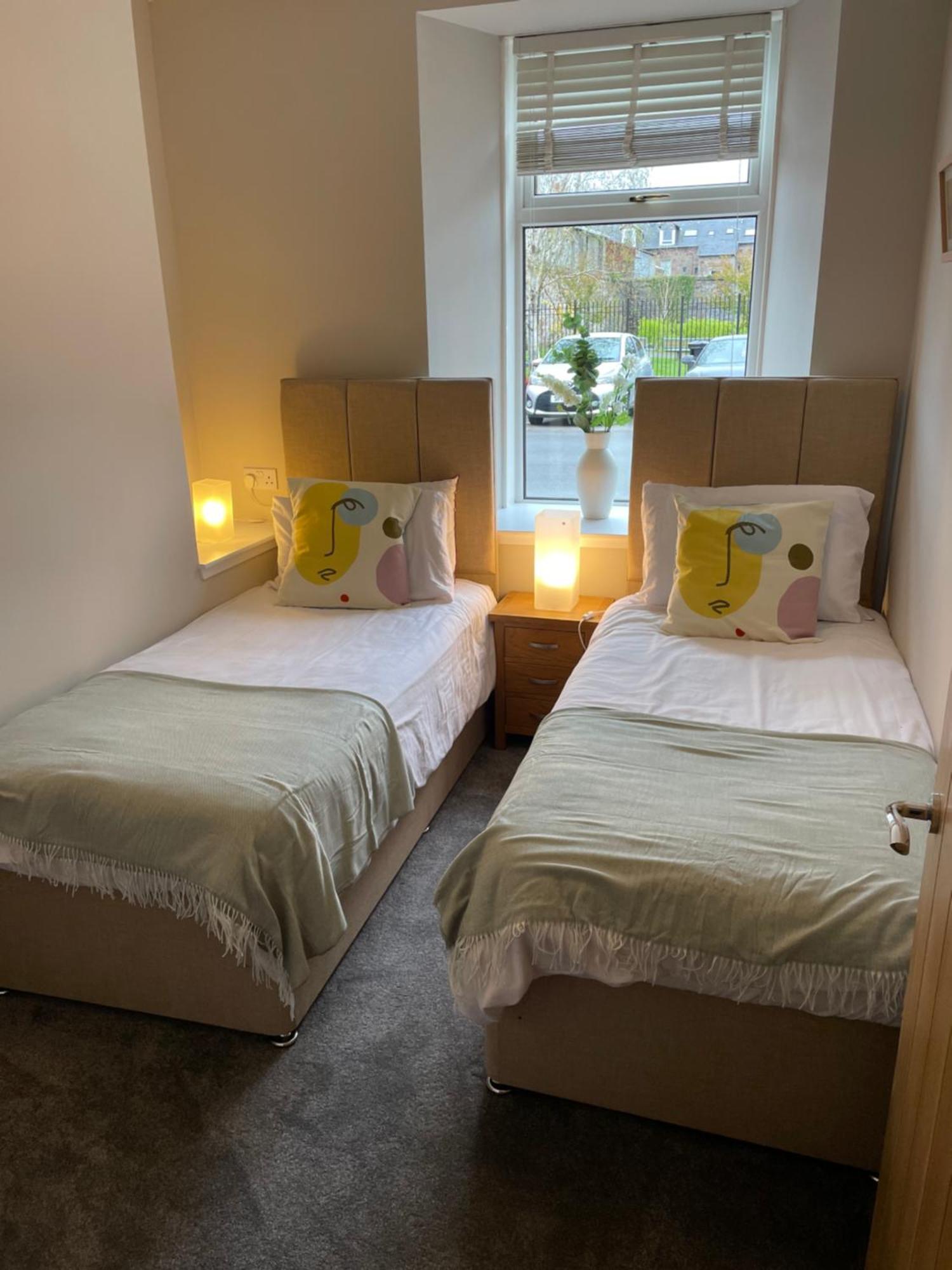 Cosy James Street Park 2 Bedroom, Ground Floor Apartment, Garden Helensburgh Eksteriør bilde